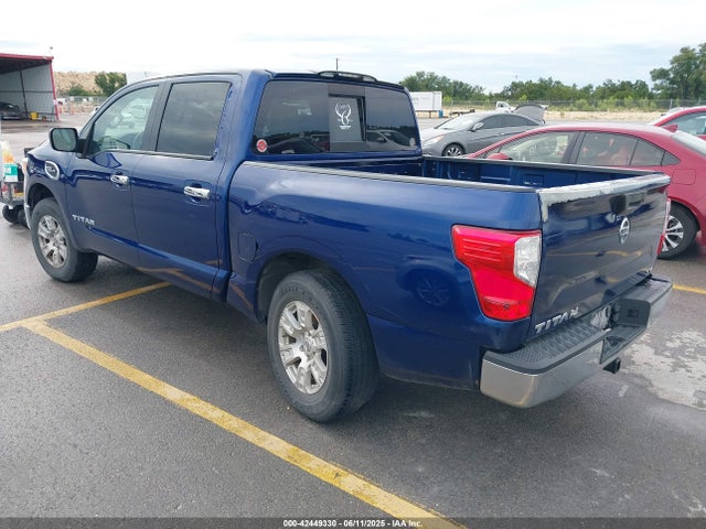 1N6AA1EK0HN547637 Nissan 2017
