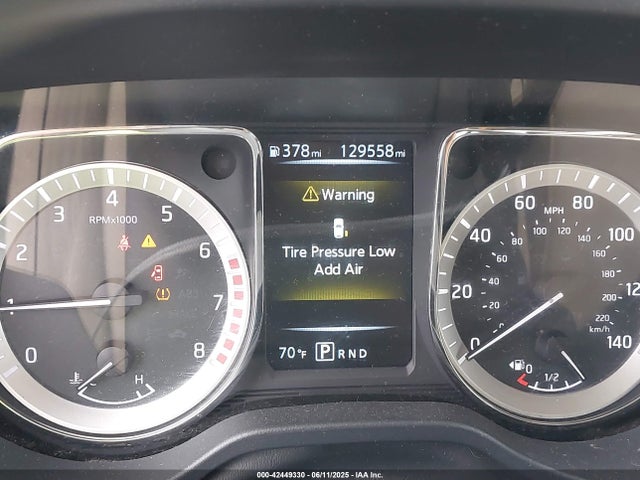 1N6AA1EK0HN547637 Nissan 2017