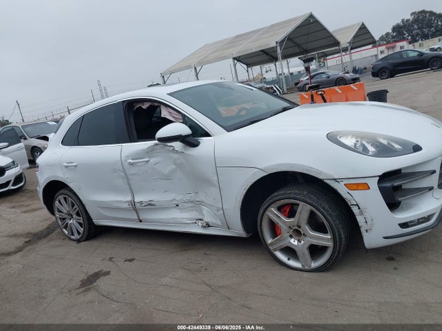 Porsche Macan 2015 WP1AF2A50FLB98528 Image 13