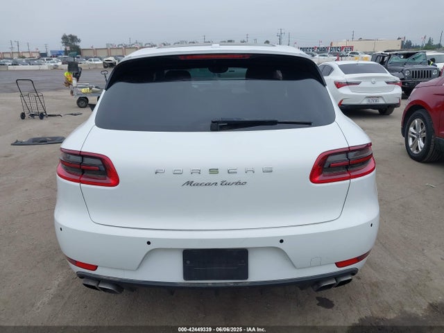 Porsche Macan 2015 WP1AF2A50FLB98528 Image 16