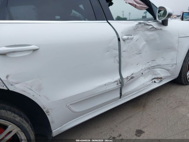 2015 PORSCHE MACAN WP1AF2A50FLB98528 Photo 5