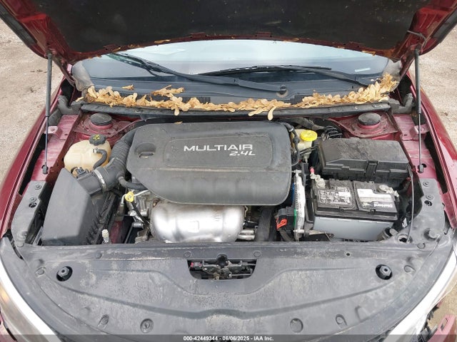 1C3CCCAB8FN752714 Chrysler 200