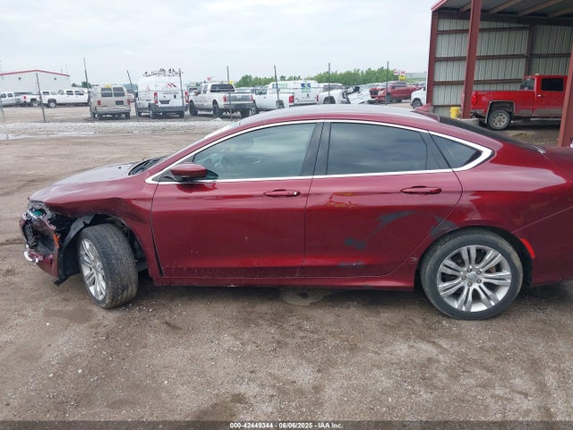 1C3CCCAB8FN752714 Chrysler 200
