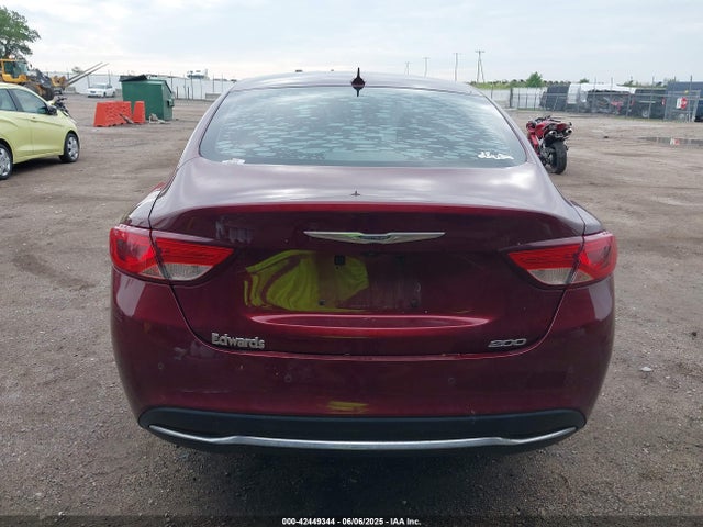 1C3CCCAB8FN752714 Chrysler 200