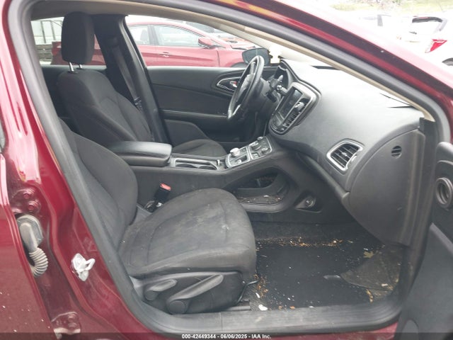 1C3CCCAB8FN752714 Chrysler 200