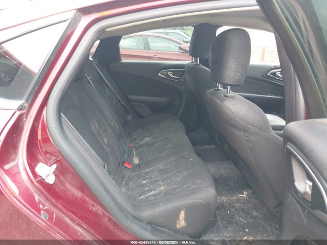 1C3CCCAB8FN752714 Chrysler 200