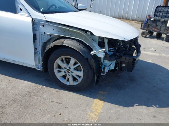 5XXGT4L3XGG019697 KIA Optima Lx