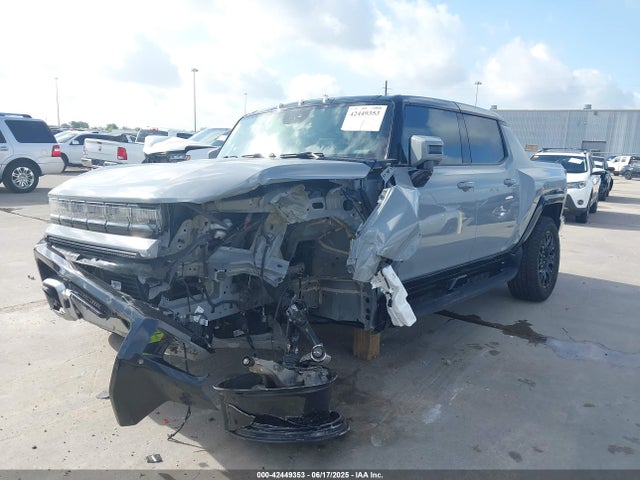 2024 Gmc Hummer Ev Pickup E4wd 2x მანქანა იყიდება აუქციონზე, vin: 1GT10BDD6RU111638, აუქციონის ნომერი: 42449353