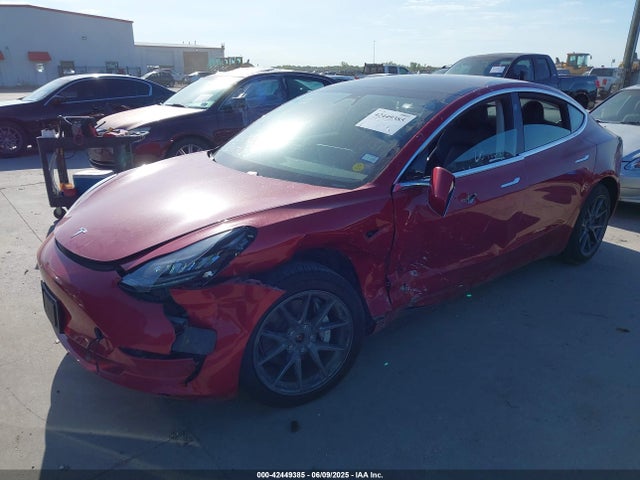 2019 TESLA MODEL 3 5YJ3E1EB5KF389804 Photo 1