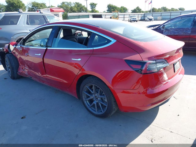 2019 TESLA MODEL 3 5YJ3E1EB5KF389804 Photo 2