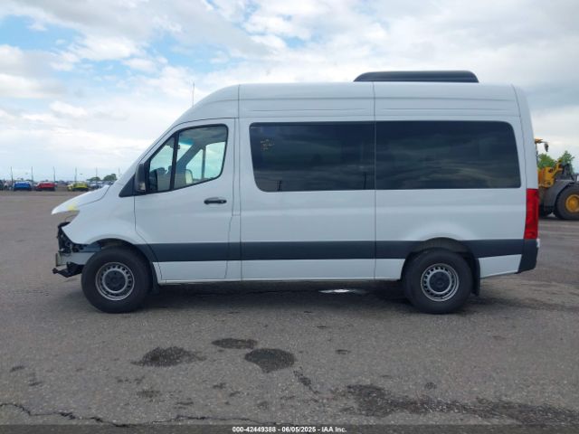W1Z4KFHY7RP721985 Mercedes-Benz Sprinter 2500 Standard Roof 4-cyl Diesel