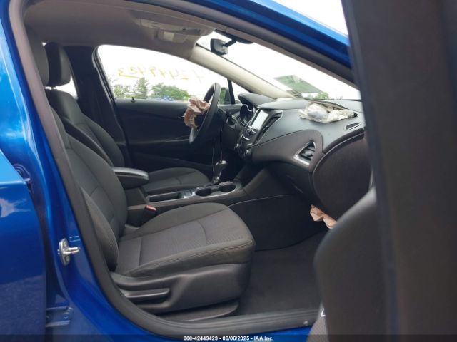 2017 CHEVROLET CRUZE 3G1BE6SM7HS594953 Photo 4