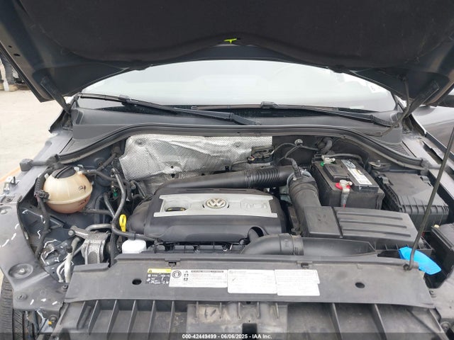 WVGBV7AX0GW581209 Volkswagen 2016