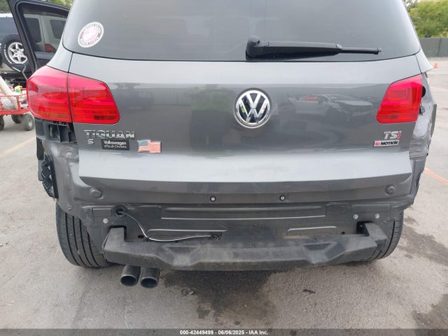 WVGBV7AX0GW581209 Volkswagen 2016