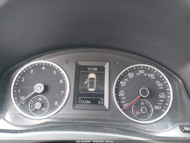 WVGBV7AX0GW581209 Volkswagen 2016