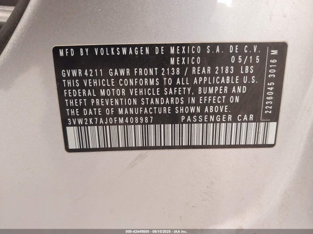 3VW2K7AJ0FM408987 Volkswagen 2015