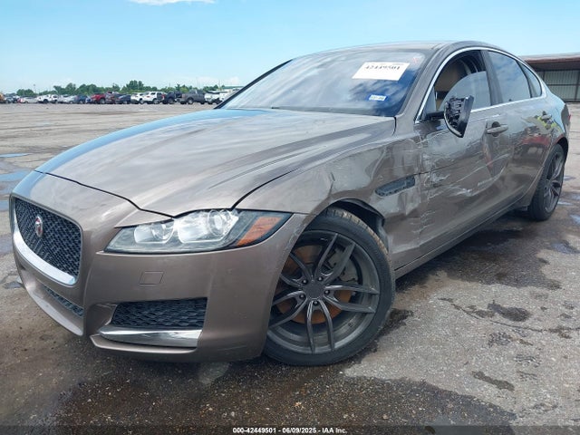 2016 JAGUAR XF SAJBK4BV2GCY19895 Photo 1