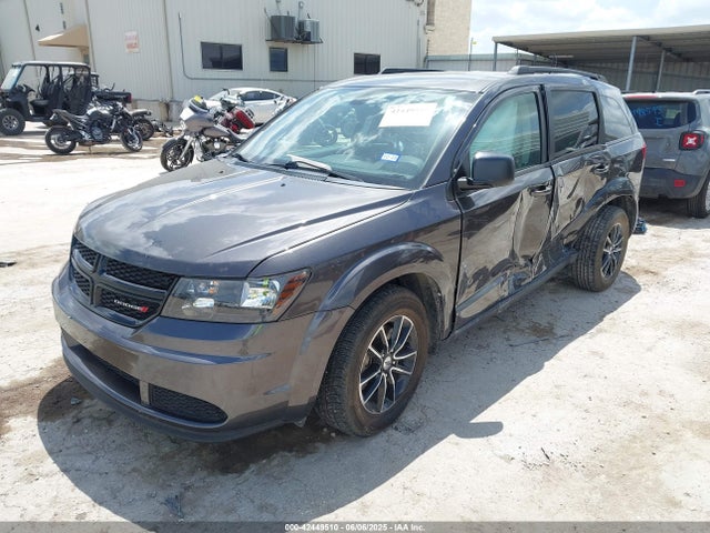 Dodge 2018 2018 3C4PDCAB4JT518749 Image 2