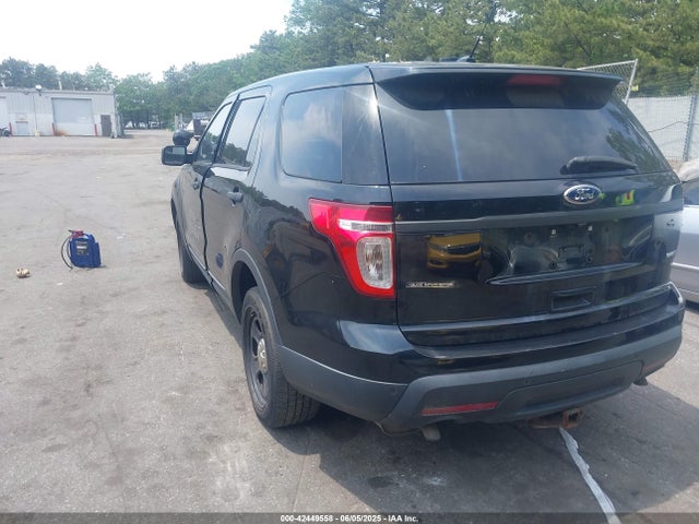 Ford Police Interceptor 2015 1FM5K8AR8FGC66681 Image 3