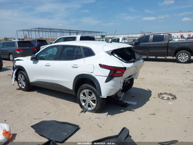2025 Chevrolet Trax Fwd Ls მანქანა იყიდება აუქციონზე, vin: KL77LFEP5SC271746, აუქციონის ნომერი: 42449579