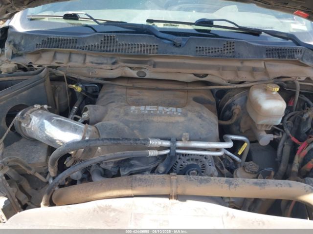 2016 RAM 2500 3C6TR5FJ4GG140890 Photo 9