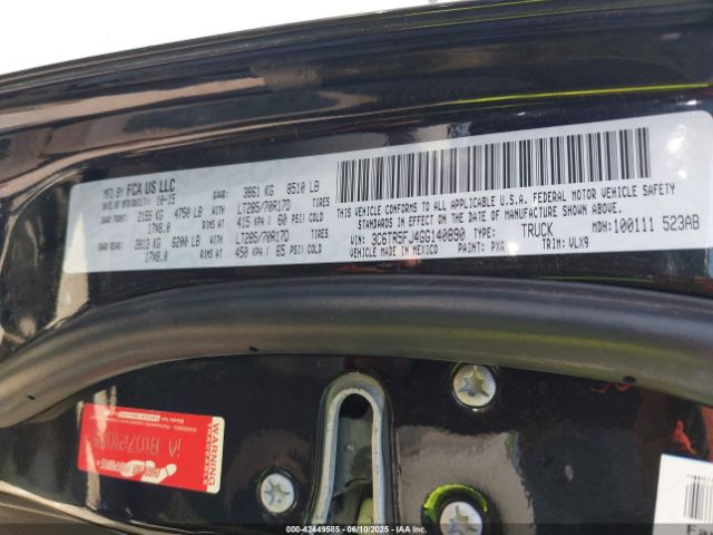 2016 RAM 2500 3C6TR5FJ4GG140890 Photo 8