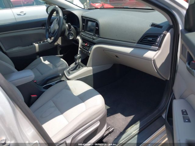 2018 HYUNDAI ELANTRA 5NPD84LF2JH240317 Photo 4