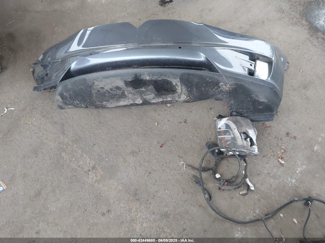 5YJXCDE23LF270272 Tesla 2020