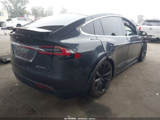 2020 TESLA MODEL X 5YJXCDE23LF270272 Photo 3