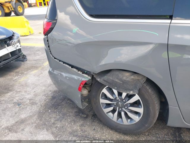 2022 CHRYSLER PACIFICA HYBRID 2C4RC1L76NR184189 Photo 5