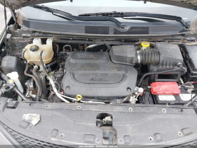2022 CHRYSLER VOYAGER 2C4RC1CG2NR105567 Photo 9