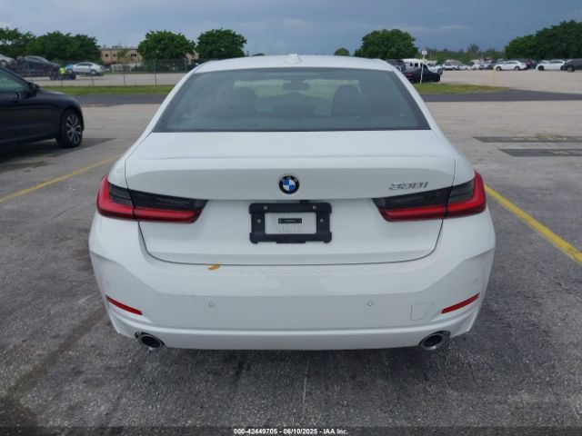 3MW69CW00S8F10279 BMW 3 Series 330i