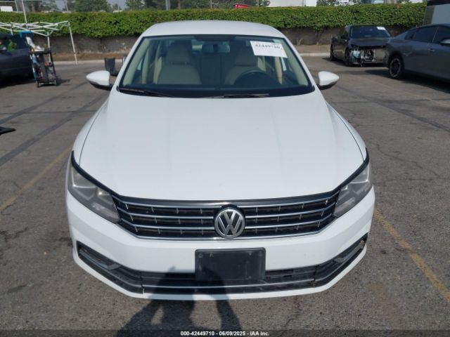 1VWAA7A36JC041751 Volkswagen 2.0 tsi