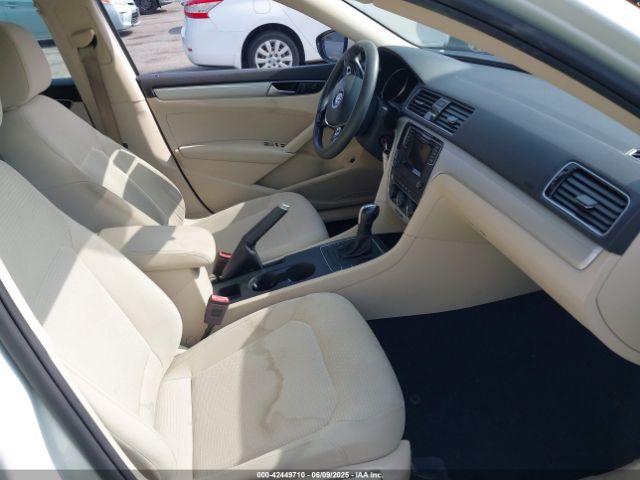 1VWAA7A36JC041751 Volkswagen 2.0 tsi