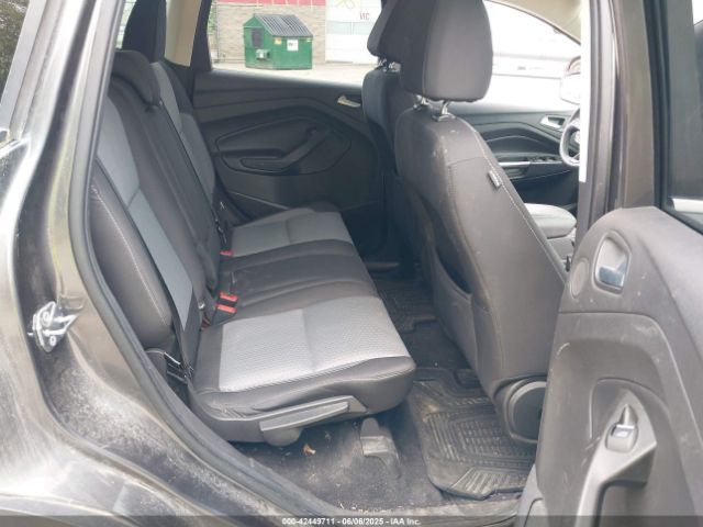 1FMCU9GD3HUD71233 Ford ESCAPE SE