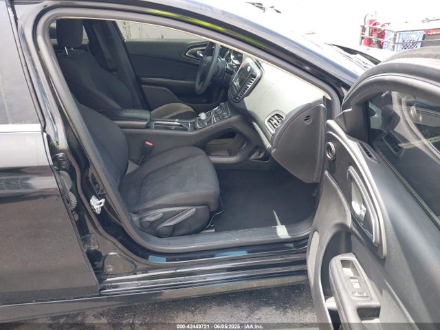 Chrysler 2016 2016 1C3CCCAB6GN138973 Image 5