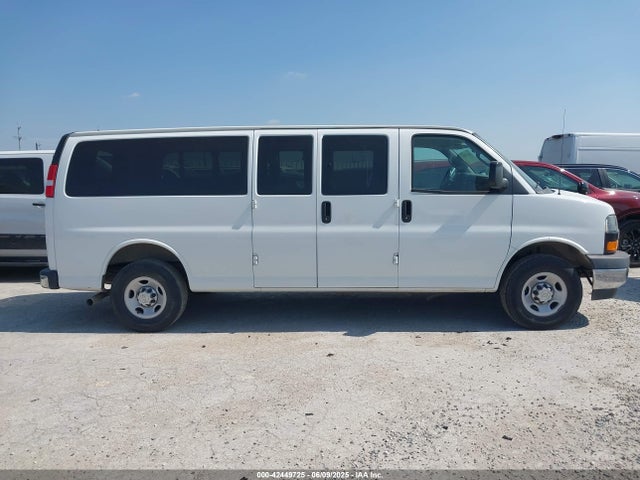 1GAZGNFG0L1242167 Chevrolet Express Passenger Rwd 3500 Extended Wheelbase Ls