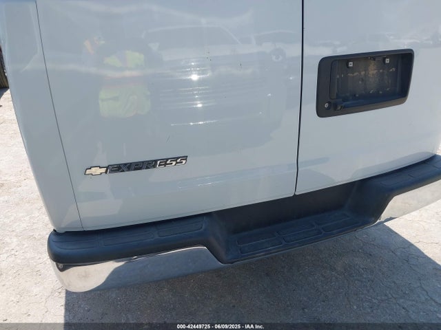 1GAZGNFG0L1242167 Chevrolet Express Passenger Rwd 3500 Extended Wheelbase Ls