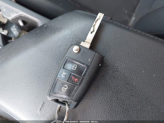 3VWC57BU6LM100853 Volkswagen 1.4 tsi