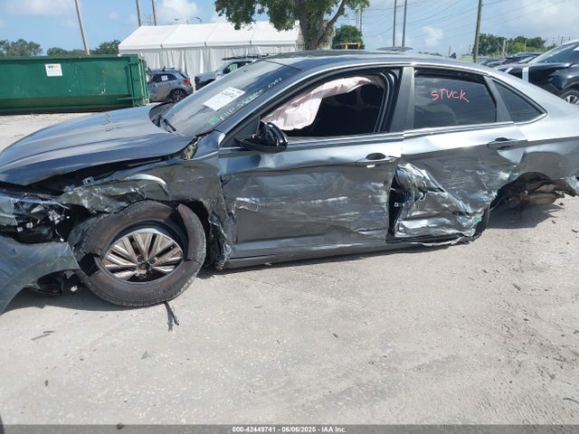 3VWC57BU6LM100853 Volkswagen 1.4 tsi