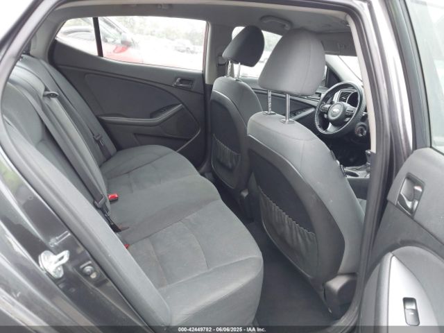 KNAGM4A74F5622213 KIA Optima Lx