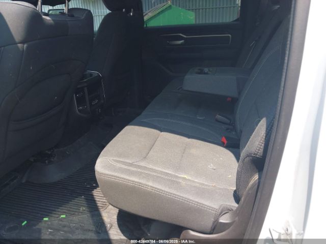 2019 RAM 1500 1C6SRFFT0KN823513 Photo 7