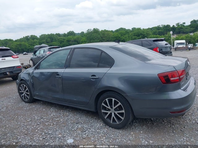 3VWD67AJ7GM221048 Volkswagen Jetta