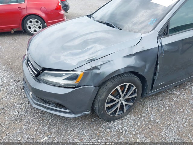3VWD67AJ7GM221048 Volkswagen Jetta