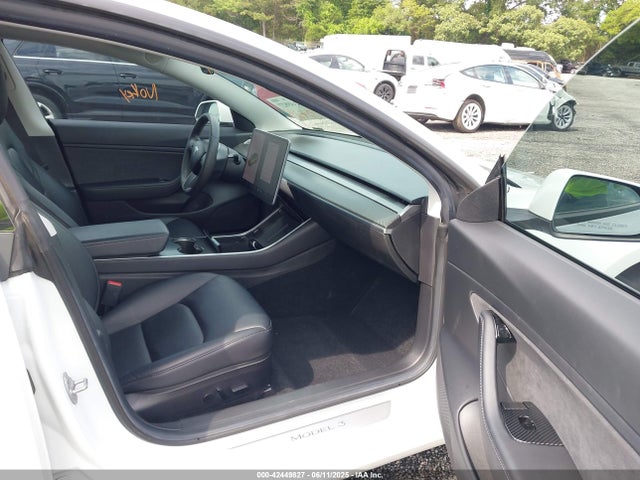 2019 TESLA MODEL 3 5YJ3E1EB6KF487174 Photo 4