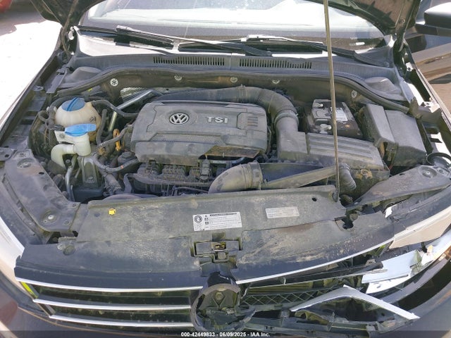 3VWD17AJ8FM418758 Volkswagen 1.8t