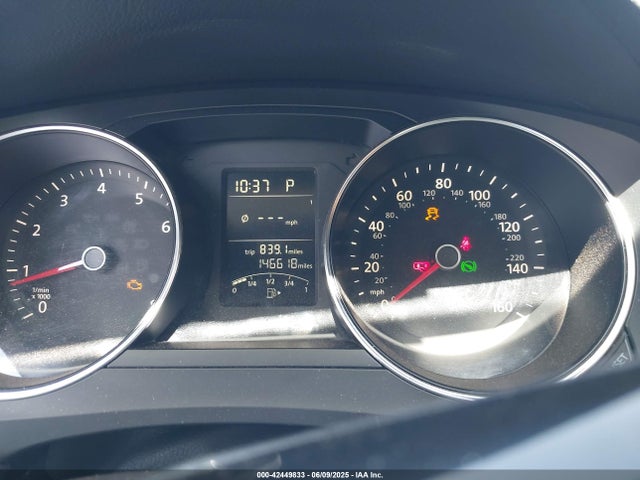 3VWD17AJ8FM418758 Volkswagen 1.8t