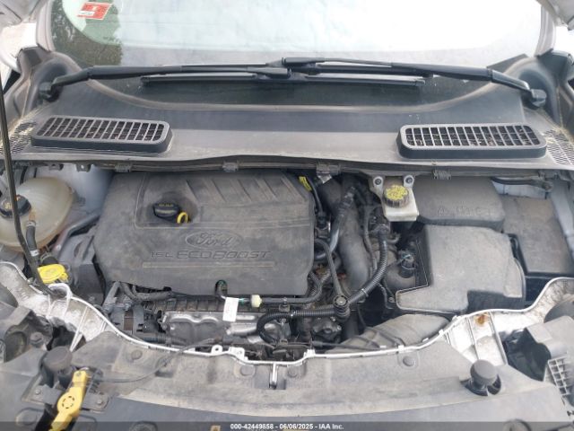 1FMCU0GD3JUC27392 Ford ESCAPE SE