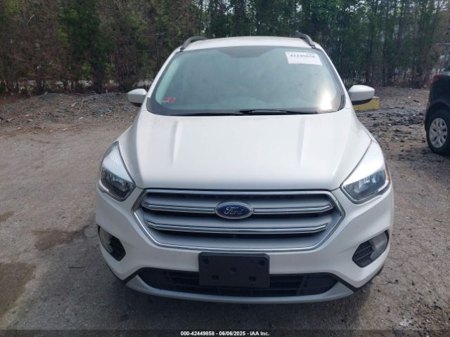 1FMCU0GD3JUC27392 Ford ESCAPE SE