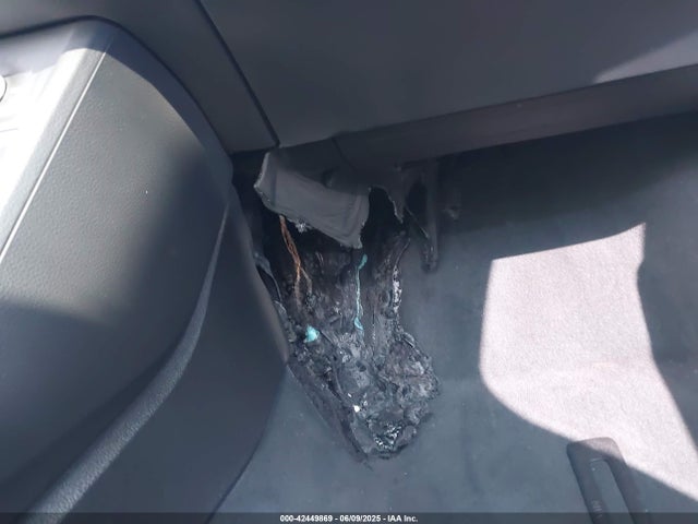 2019 AUDI Q3 WA1EECF32K1083805 Photo 5